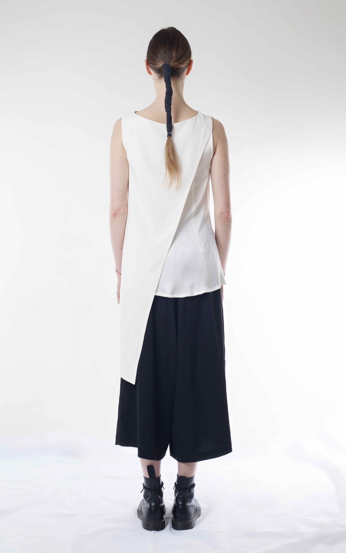 Re Top, worn — back